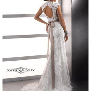 Maggie Sottero Wedding Dress